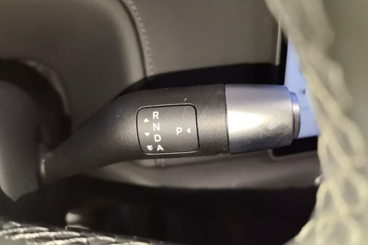 Used Li Auto L8 2025 Ultra Smart Refreshed Edition Gear Lever