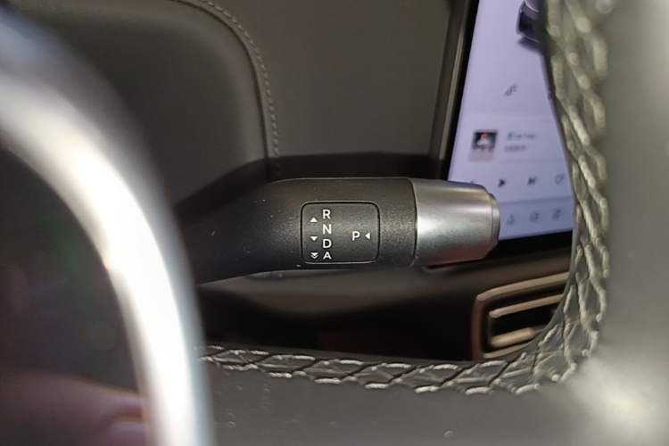Used Li Auto L8 2025 Max Smart Refresh Edition Gear Lever