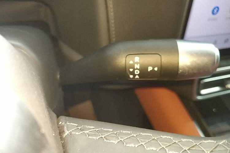 Used Li Auto L8 2025 Ultra Smart Refreshed Edition Gear Lever
