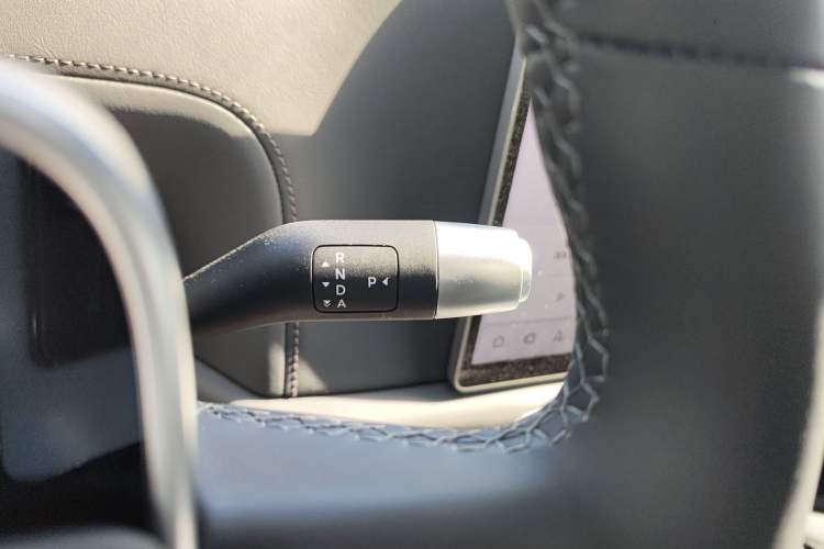 Used Li Auto L8 2025 Ultra Smart Refreshed Edition Gear Lever