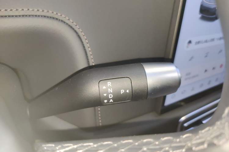 Used Li Auto L8 2025 Ultra Smart Refreshed Edition Gear Lever