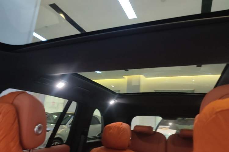 Used Li Auto L8 2025 Max Smart Refresh Edition Headliner