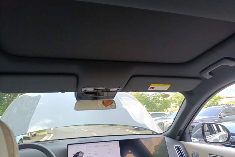 Used Li Auto L8 2025 Max Smart Refresh Edition Headliner
