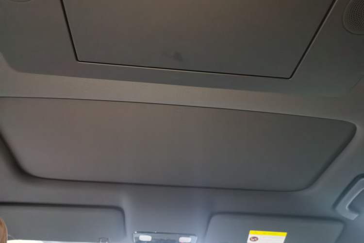 Used Li Auto L8 2025 Ultra Smart Refreshed Edition Headliner