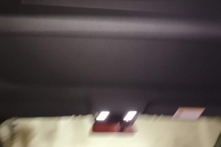 Used Li Auto L8 2025 Ultra Smart Refreshed Edition Headliner