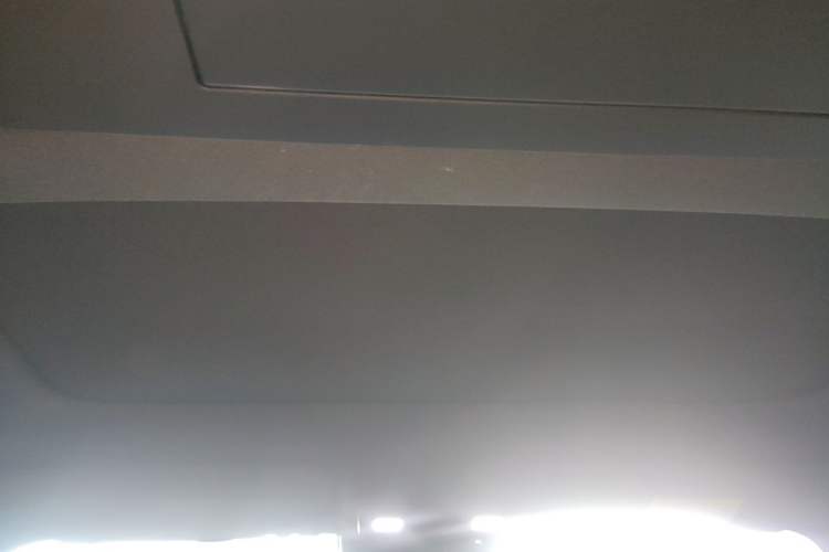 Used Li Auto L8 2025 Ultra Smart Refreshed Edition Headliner