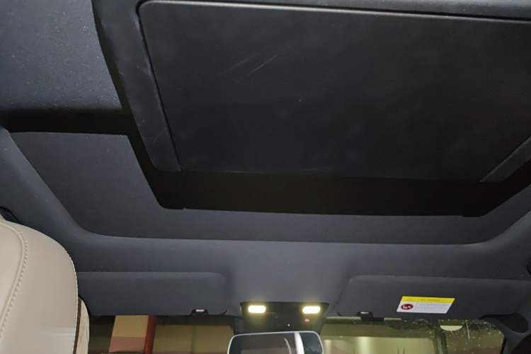 Used Li Auto L8 2025 Max Smart Refresh Edition Headliner