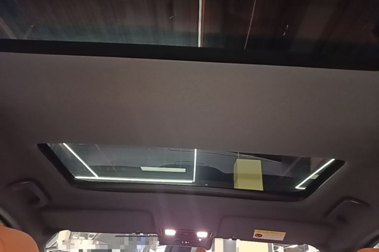 Used Li Auto L8 2025 Max Smart Refresh Edition Headliner