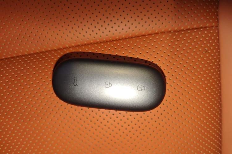 Used Li Auto L8 2025 Max Smart Refresh Edition Interior 1
