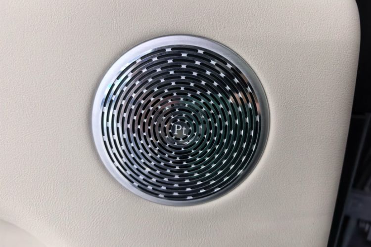 Used Li Auto L8 2025 Ultra Smart Refreshed Edition Interior 3