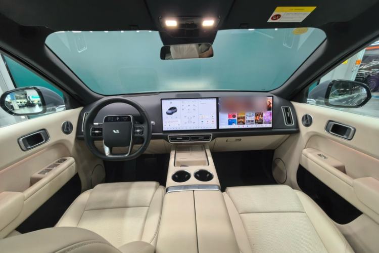 Used Li Auto L8 2025 Ultra Smart Refreshed Edition Interior 6