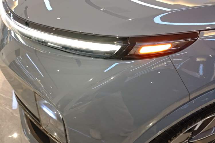 Used Li Auto L8 2025 Max Smart Refresh Edition Left Front Headlight