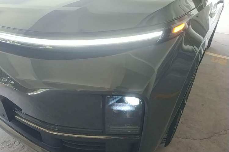 Used Li Auto L8 2025 Max Smart Refresh Edition Left Front Headlight