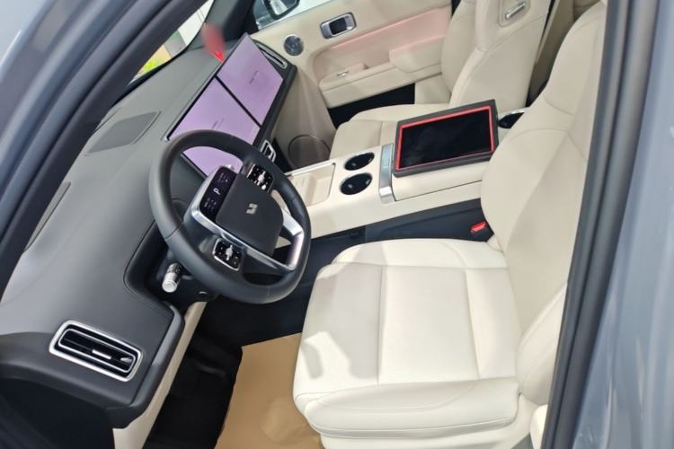 Used Li Auto L8 2025 Ultra Smart Refreshed Edition Left Front Seat