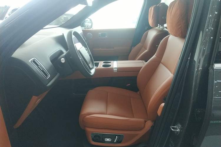 Used Li Auto L8 2025 Pro Smart Refresh Edition Left Front Seat
