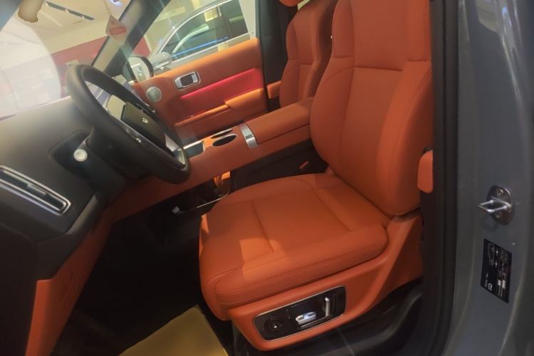 Used Li Auto L8 2025 Max Smart Refresh Edition Left Front Seat
