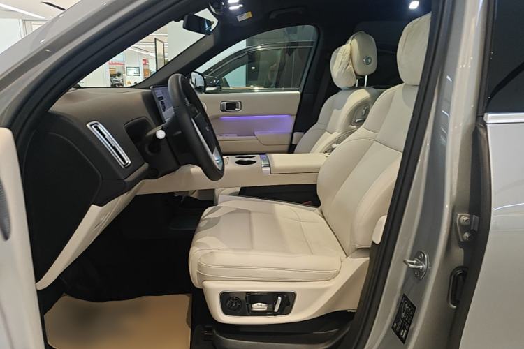 Used Li Auto L8 2025 Max Smart Refresh Edition Left Front Seat