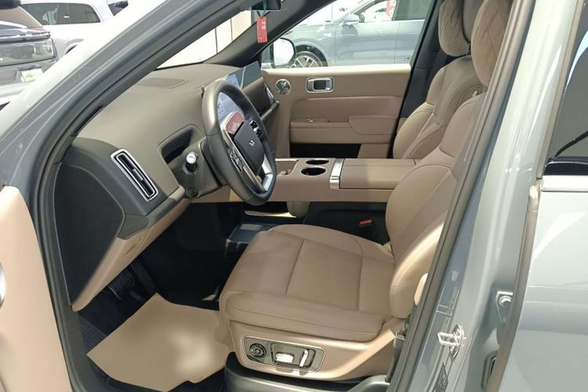 Used Li Auto L8 2025 Ultra Smart Refreshed Edition Left Front Seat