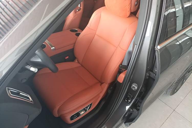 Used Li Auto L8 2025 Ultra Smart Refreshed Edition Left Front Seat