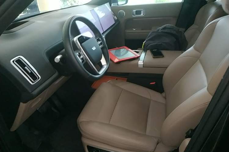 Used Li Auto L8 2025 Max Smart Refresh Edition Left Front Seat