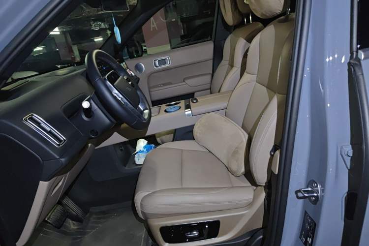 Used Li Auto L8 2025 Max Smart Refresh Edition Left Front Seat