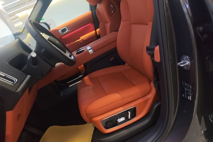 Used Li Auto L8 2025 Max Smart Refresh Edition Left Front Seat