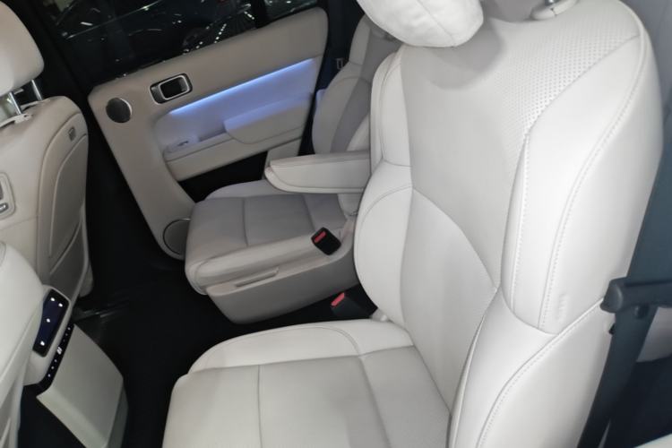 Used Li Auto L8 2025 Max Smart Refresh Edition Left Rear Seat