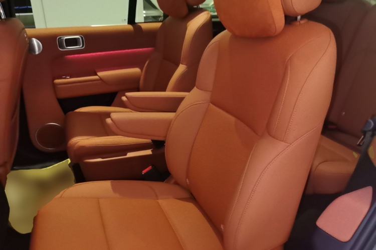 Used Li Auto L8 2025 Max Smart Refresh Edition Left Rear Seat