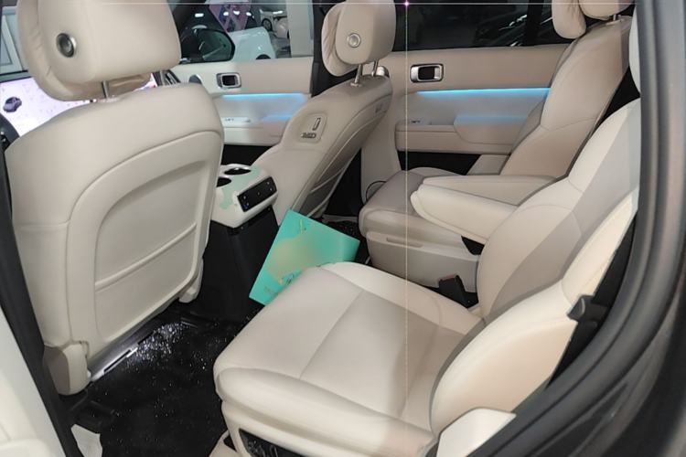 Used Li Auto L8 2025 Max Smart Refresh Edition Left Rear Seat