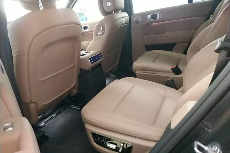 Used Li Auto L8 2025 Ultra Smart Refreshed Edition Left Rear Seat