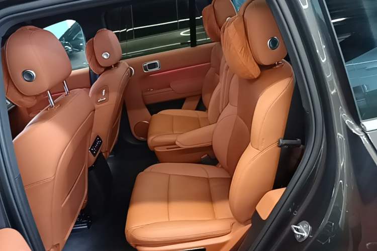 Used Li Auto L8 2025 Max Smart Refresh Edition Left Rear Seat