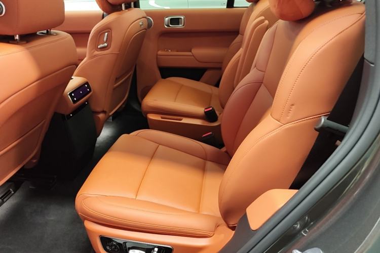 Used Li Auto L8 2025 Ultra Smart Refreshed Edition Left Rear Seat