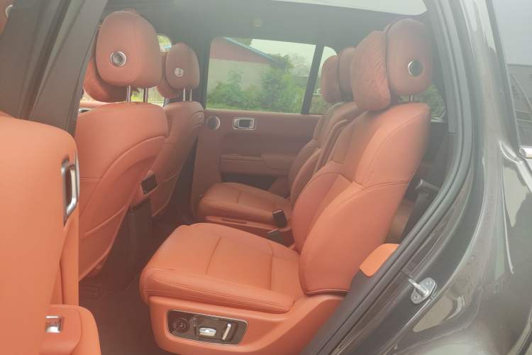 Used Li Auto L8 2025 Max Smart Refresh Edition Left Rear Seat