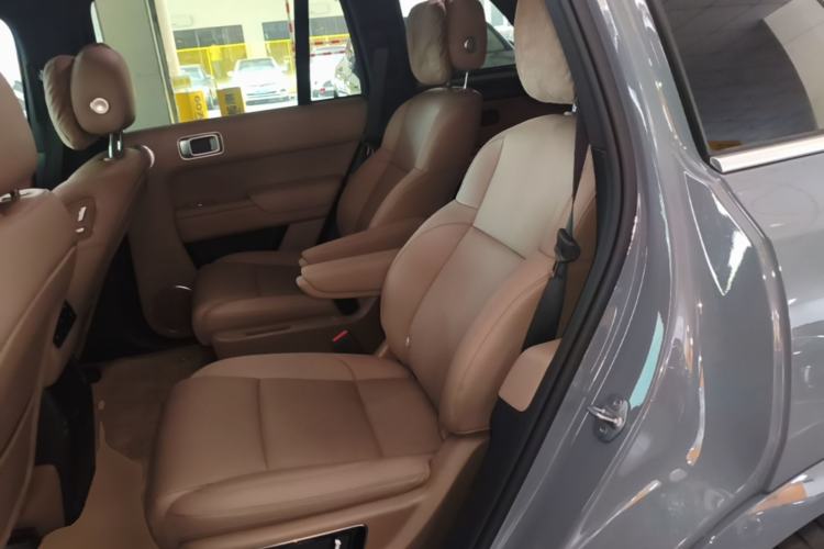 Used Li Auto L8 2025 Pro Smart Refresh Edition Left Rear Seat