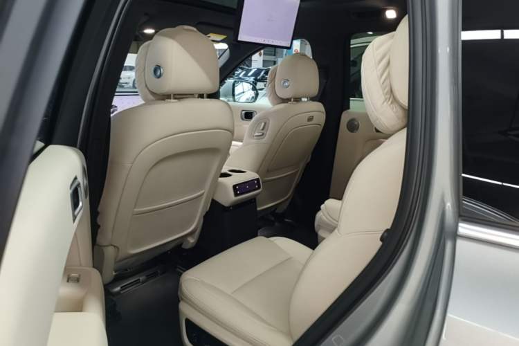 Used Li Auto L8 2025 Ultra Smart Refreshed Edition Left Rear Seat