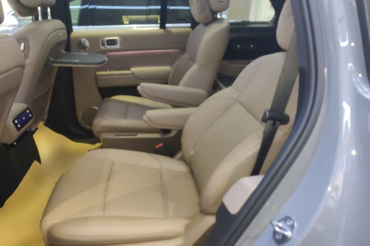 Used Li Auto L8 2025 Ultra Smart Refreshed Edition Left Rear Seat