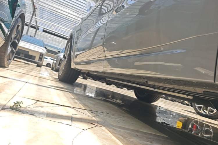 Used Li Auto L8 2025 Ultra Smart Refreshed Edition Left Side Sill