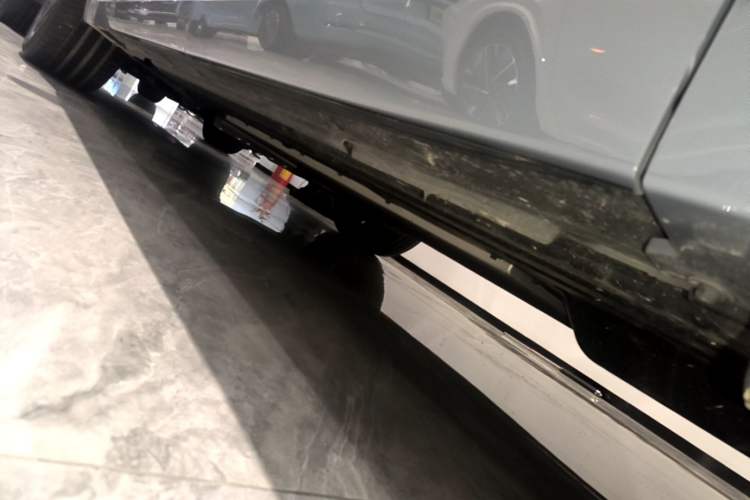 Used Li Auto L8 2025 Max Smart Refresh Edition Left Side Sill