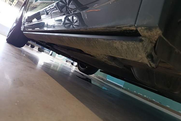 Used Li Auto L8 2025 Ultra Smart Refreshed Edition Left Side Sill