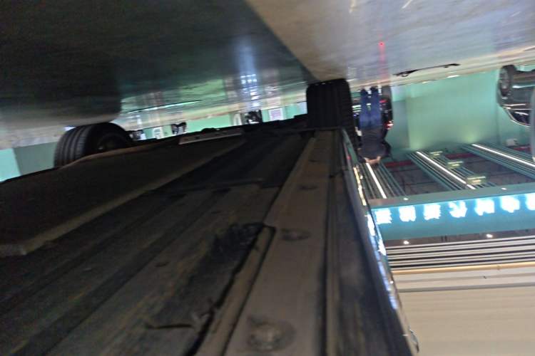 Used Li Auto L8 2025 Max Smart Refresh Edition Left Side Sill