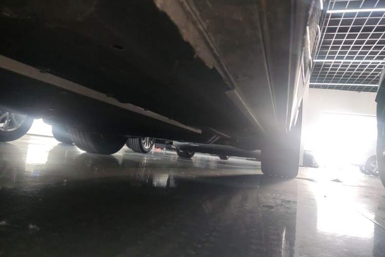 Used Li Auto L8 2025 Ultra Smart Refreshed Edition Left Side Sill