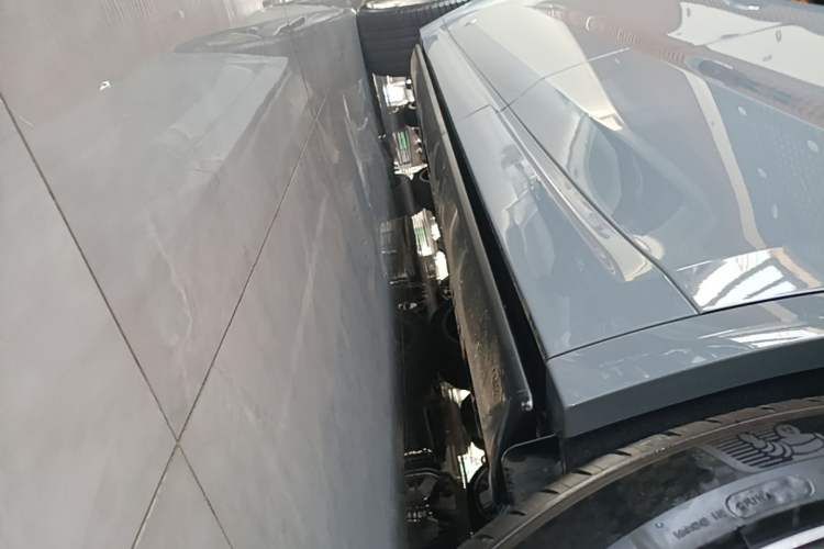 Used Li Auto L8 2025 Ultra Smart Refreshed Edition Left Side Sill