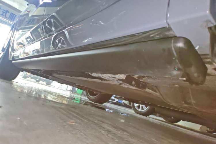 Used Li Auto L8 2025 Ultra Smart Refreshed Edition Left Side Sill