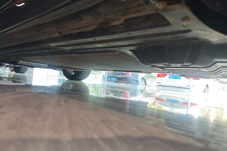 Used Li Auto L8 2025 Ultra Smart Refreshed Edition Left Side Sill