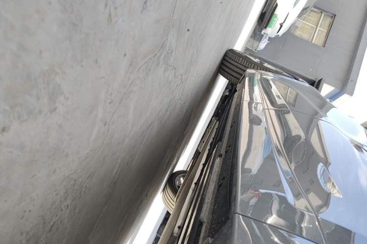 Used Li Auto L8 2025 Ultra Smart Refreshed Edition Left Side Sill