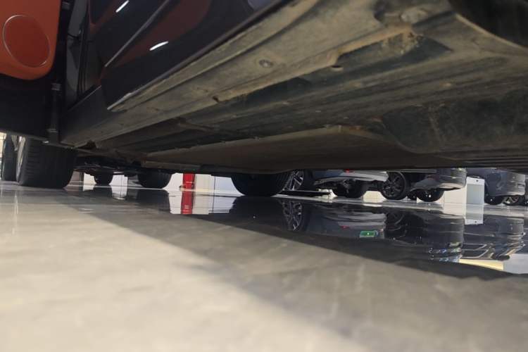 Used Li Auto L8 2025 Max Smart Refresh Edition Left Side Sill