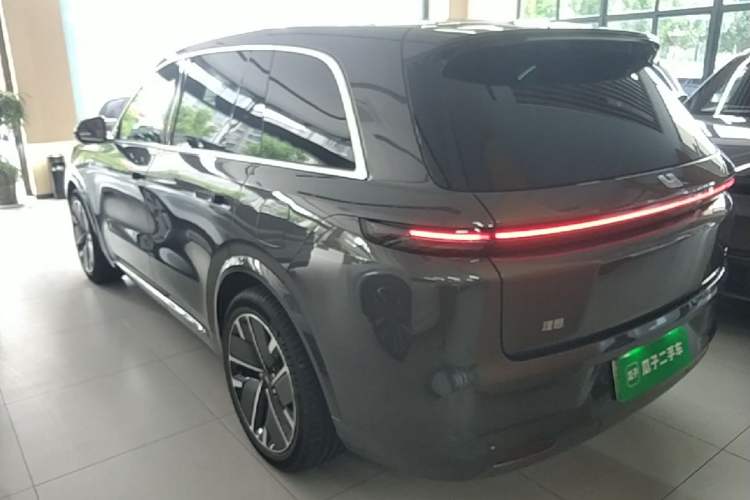 Used Li Auto L8 2025 Ultra Smart Refreshed Edition Rear Left 45 Deg