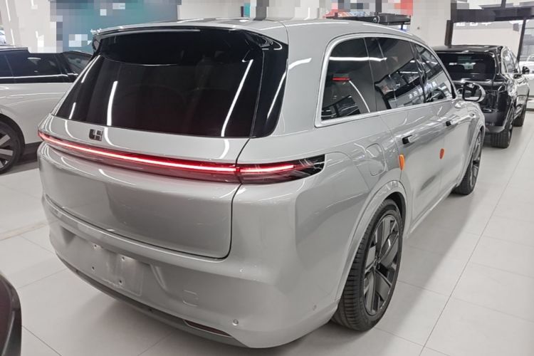 Used Li Auto L8 2025 Pro Smart Refresh Edition Rear Right 45 Deg