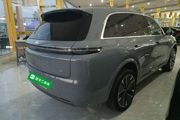 Used Li Auto L8 2025 Max Smart Refresh Edition Rear Right 45 Deg