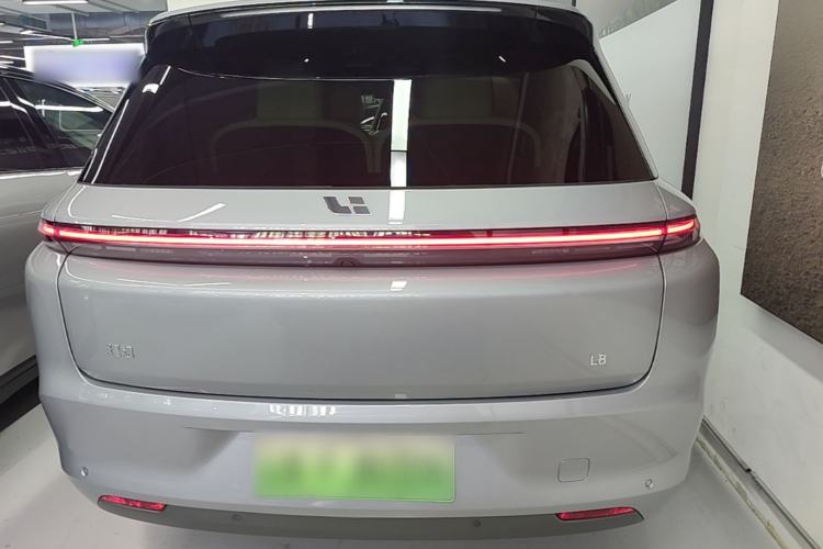 Used Li Auto L8 2025 Ultra Smart Refreshed Edition Rear